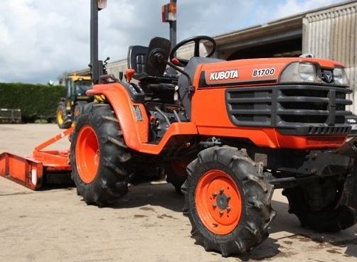 KUBOTA B1700 CZĘŚCI DO SILNIKA